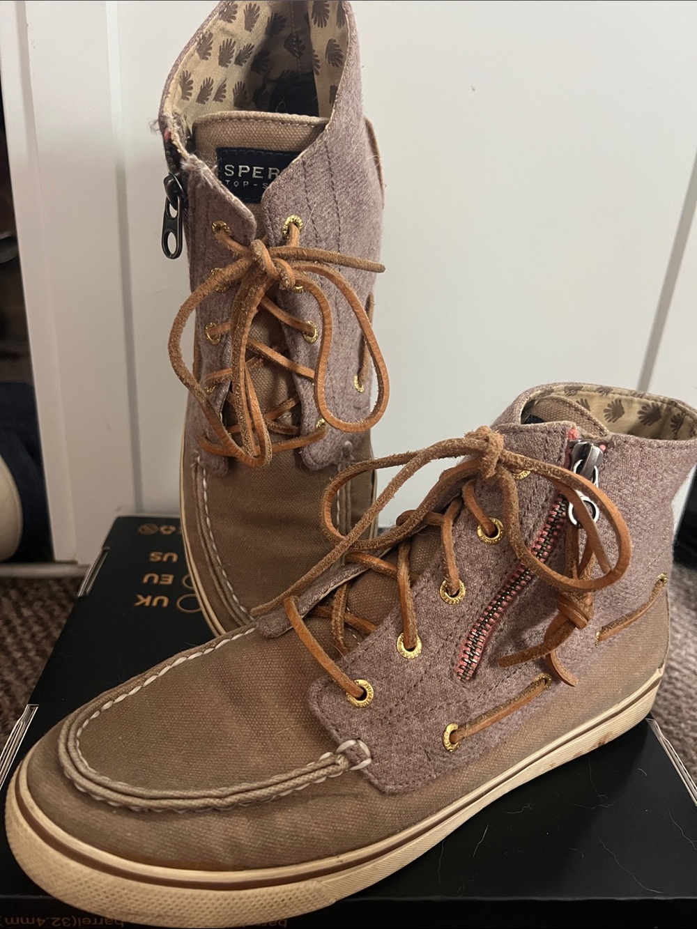 Sperry Women’s Brown Canvas & Wool Zip Moc Toe High-Top Sneakers